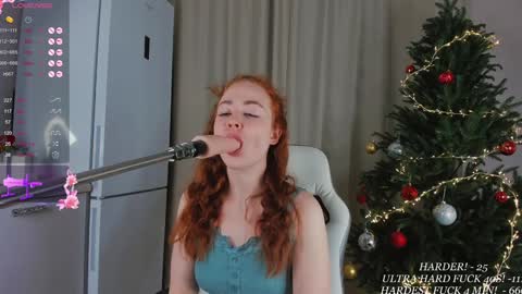 Snapshot of emmicanfly chatting on January 11, 2025, 3:13 am Emmi online show from January 11, 2025, 3:13 am