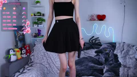 emmie_everly online show from March 13, 2026, 11:39 am