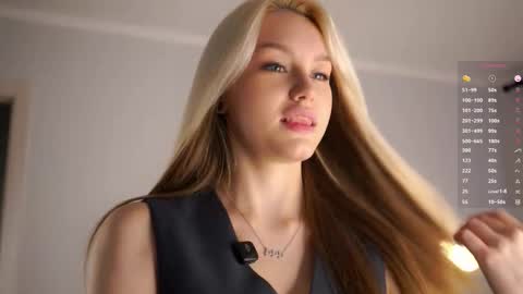 Aurora online show from October 15, 2025, 8:58 am