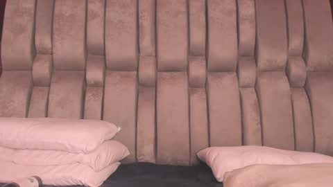 Snapshot of emmily_savage chatting on December 30, 2024, 9:59 am online show from December 30, 2024, 9:59 am