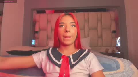 Snapshot of emmily_savage chatting on February 15, 2025, 10:00 am online show from February 15, 2025, 10:00 am