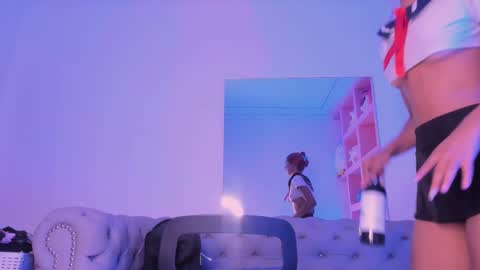 Snapshot of emmily_savage chatting on February 26, 2025, 5:07 pm online show from February 26, 2025, 5:07 pm