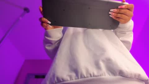 Snapshot of emmily_savage chatting on September 19, 2025, 11:22 am online show from September 19, 2025, 11:22 am