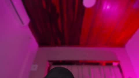 Snapshot of emmily_savage chatting on November 1, 2025, 11:34 am online show from November 1, 2025, 11:34 am