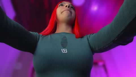 Snapshot of emmily_savage chatting on January 6, 2026, 11:36 am online show from January 6, 2026, 11:36 am