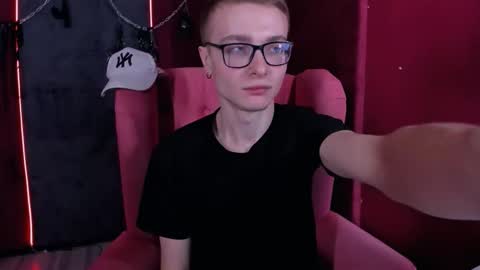 Emmit online show from February 11, 2026, 3:28 pm