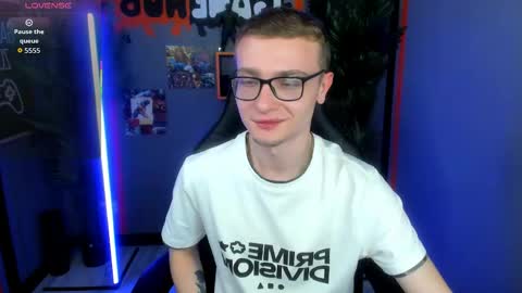 Emmit online show from May 22, 2026, 10:59 pm