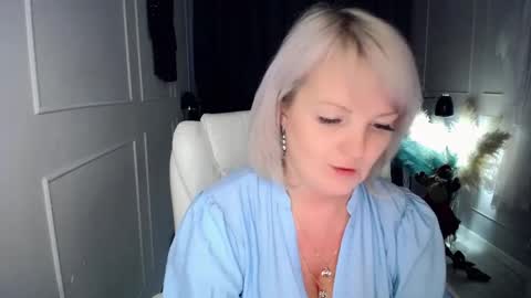 emmmam online show from January 19, 2026, 11:03 am