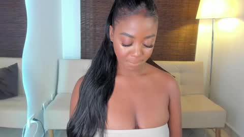 emmy_jacksson online show from February 13, 2025, 11:47 pm