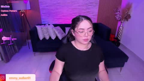 Emmy Walker online show from November 26, 2025, 11:00 am