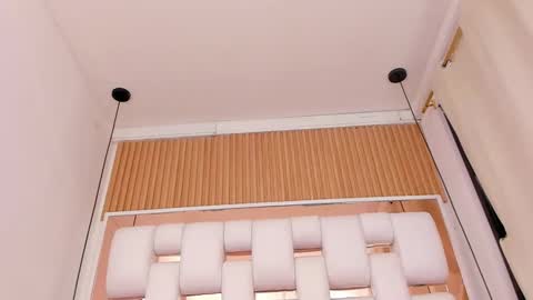 Snapshot of emmycruzz chatting on January 8, 2026, 2:19 pm emmy online show from January 8, 2026, 2:19 pm