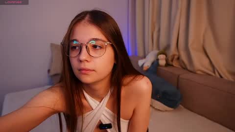 Snapshot of emorydoult chatting on May 29, 2026, 4:32 am Leela online show from May 29, 2026, 4:32 am