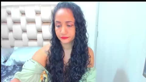 Snapshot of emperatriztapia chatting on March 1, 2026, 9:39 pm emperatriztapia online show from March 1, 2026, 9:39 pm