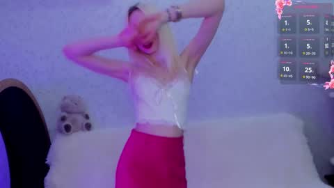 Snapshot of empress_ki chatting on February 21, 2026, 1:17 am Ki online show from February 21, 2026, 1:17 am