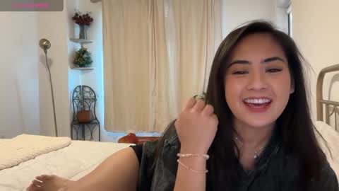 Snapshot of empressmonaa chatting on April 13, 2026, 11:32 pm empressmonaa online show from April 13, 2026, 11:32 pm