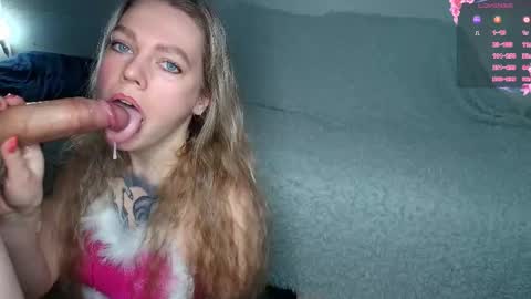 Snapshot of emptyhunters chatting on January 6, 2026, 5:55 am emptyhunters online show from January 6, 2026, 5:55 am