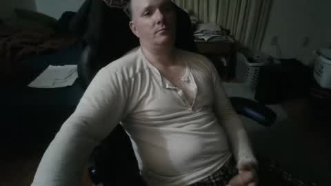 Snapshot of emsguy1 chatting on December 11, 2024, 5:53 am Matt online show from December 11, 2024, 5:53 am