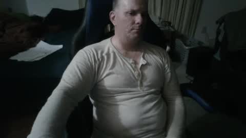 Snapshot of emsguy1 chatting on December 17, 2024, 4:45 am Matt online show from December 17, 2024, 4:45 am