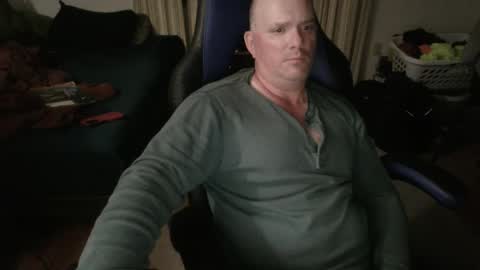 Snapshot of emsguy1 chatting on September 15, 2025, 3:17 am Matt online show from September 15, 2025, 3:17 am