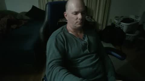 Snapshot of emsguy1 chatting on September 22, 2025, 3:52 am Matt online show from September 22, 2025, 3:52 am