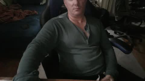 Snapshot of emsguy1 chatting on September 29, 2025, 3:44 am Matt online show from September 29, 2025, 3:44 am