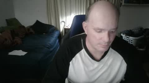 Snapshot of emsguy1 chatting on October 17, 2025, 4:59 am Matt online show from October 17, 2025, 4:59 am