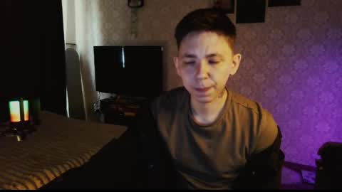 emveeboy96 online show from April 5, 2026, 7:49 am