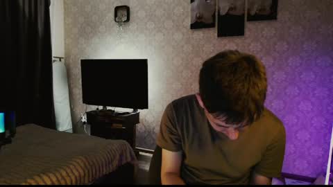 emveeboy96 online show from April 6, 2026, 7:26 pm