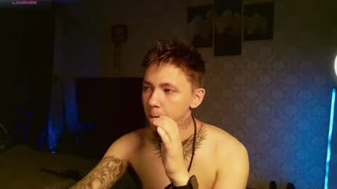 emveeboy96 online show from June 16, 2026, 7:16 pm