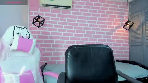 Emy online show from January 16, 2025, 3:34 am