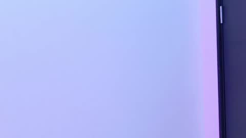 Snapshot of emyblue chatting on January 28, 2025, 8:57 am Emy online show from January 28, 2025, 8:57 am