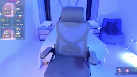 Snapshot of emysilver chatting on February 18, 2025, 6:37 pm Emy Silver online show from February 18, 2025, 6:37 pm