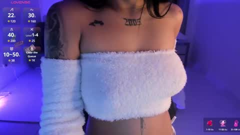 Snapshot of emysilver chatting on February 26, 2025, 5:50 pm Emy Silver online show from February 26, 2025, 5:50 pm