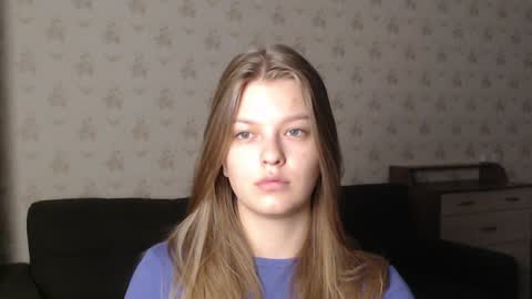 Snapshot of emysway chatting on December 30, 2024, 10:43 am EmySway online show from December 30, 2024, 10:43 am