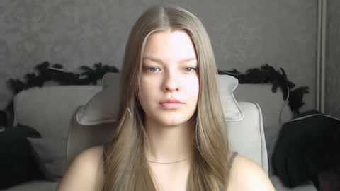 Snapshot of emysway chatting on January 31, 2025, 1:33 am EmySway online show from January 31, 2025, 1:33 am