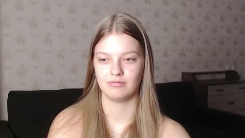 Snapshot of emysway chatting on February 12, 2025, 8:27 am EmySway online show from February 12, 2025, 8:27 am