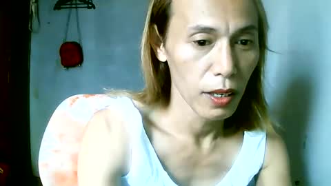 CHUN LY online show from June 11, 2026, 6:44 am