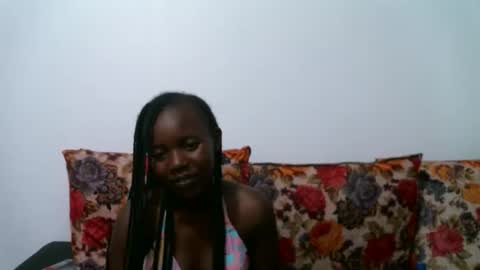 Snapshot of enchantedvee chatting on January 17, 2026, 9:25 am Vee online show from January 17, 2026, 9:25 am