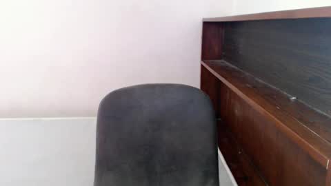 Nica online show from February 12, 2025, 6:19 pm