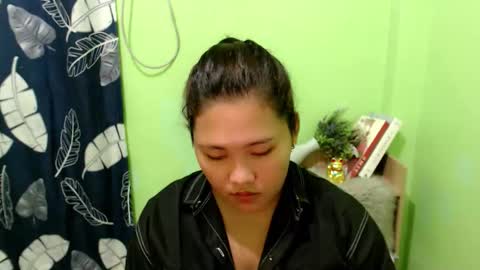 Snapshot of endlessllove_eva chatting on November 5, 2025, 6:52 pm Eva online show from November 5, 2025, 6:52 pm