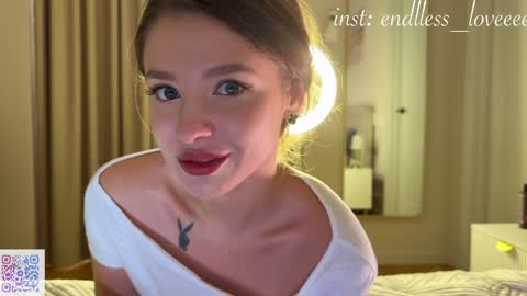 Snapshot of endlessmia chatting on February 10, 2026, 7:51 pm Mia online show from February 10, 2026, 7:51 pm