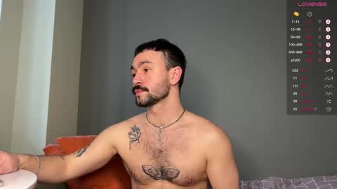 Snapshot of enen_glo chatting on February 17, 2026, 12:34 pm Enen online show from February 17, 2026, 12:34 pm