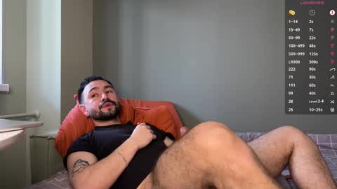 Snapshot of enen_glo chatting on March 6, 2026, 7:49 am Enen online show from March 6, 2026, 7:49 am