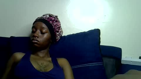 Snapshot of enkarxx chatting on February 17, 2026, 12:18 am enkarxx online show from February 17, 2026, 12:18 am