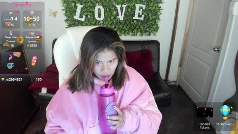 Snapshot of enma_clark chatting on January 18, 2025, 7:59 am Enma clark online show from January 18, 2025, 7:59 am