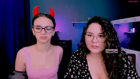 Snapshot of enny_mrr chatting on March 7, 2025, 9:40 am enny_mrr online show from March 7, 2025, 9:40 am