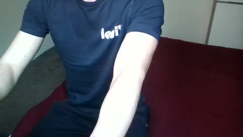 Snapshot of enoch98 chatting on February 26, 2025, 12:36 pm enoch98 online show from February 26, 2025, 12:36 pm