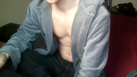 Snapshot of enoch98 chatting on March 4, 2025, 11:40 am enoch98 online show from March 4, 2025, 11:40 am