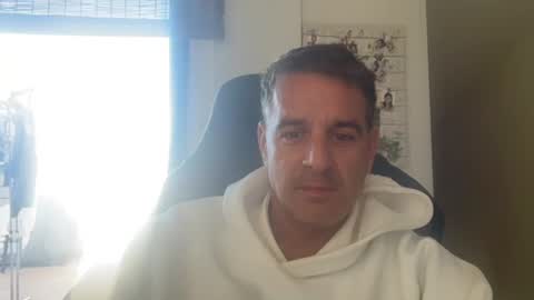 enricbcn online show from June 12, 2026, 7:18 am