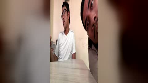 Enriquegc197 online show from June 18, 2026, 4:33 pm